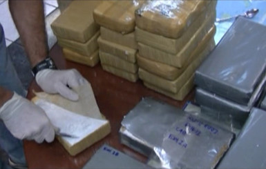 Поставщики кокаина идут под суд