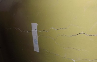 Жители Луганщины жалуются на подземные толчки, рушащие дома