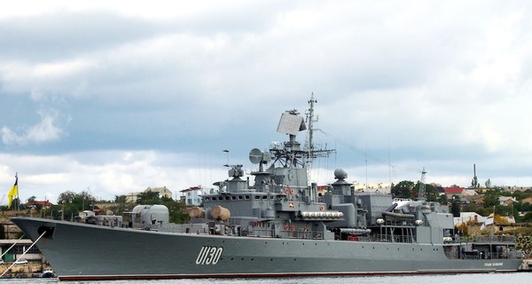 Флагман флота отправили бороться с сомалийскими пиратами 