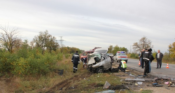 На трассе в Запорожской области погибли трое