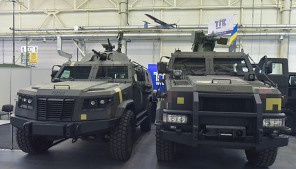 Выставка боевых машин