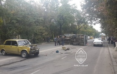 Авария в Одессе: перевернувшаяся 