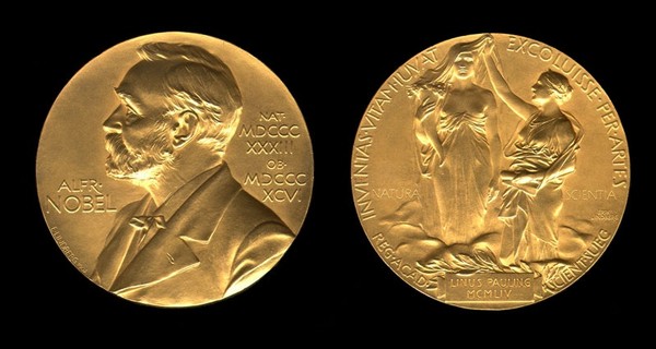 Первая интрига Нобеля: академики не вышли объявлять победителя по физике, и попросили еще время 