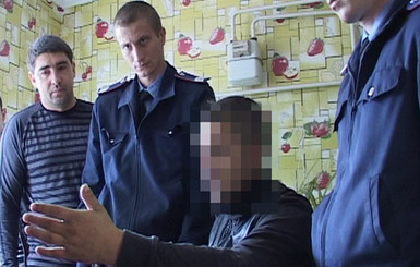 В Одессе квартирант зарубил хозяйку, за то, что она запретила ему пить по ночам