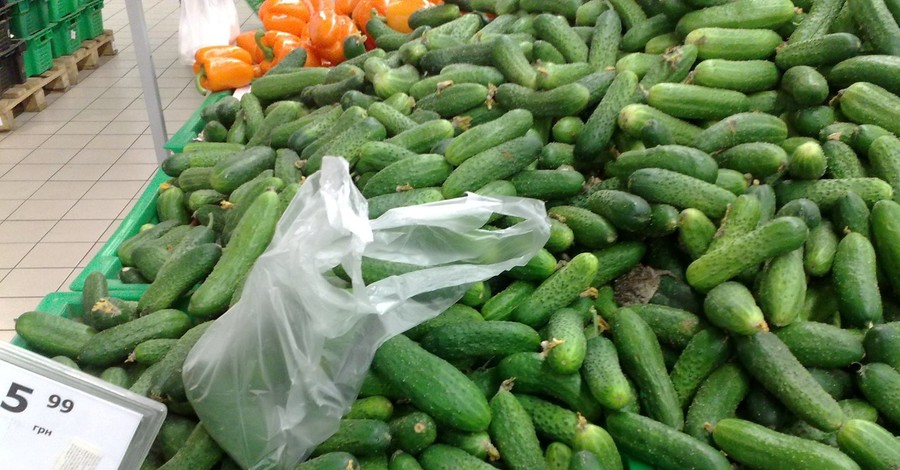Среди овощей в киевском супермаркете нашли дохлую мышь