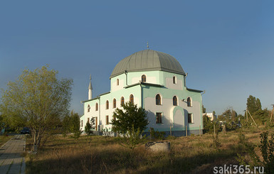 После пожаров в крымских мечетях усилили охрану