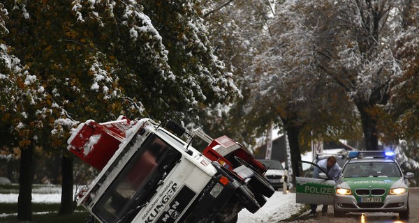По миру уже гуляет зима