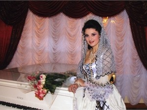 Солистку нацоперы вызвали на допрос из-за оскорбления украинцев