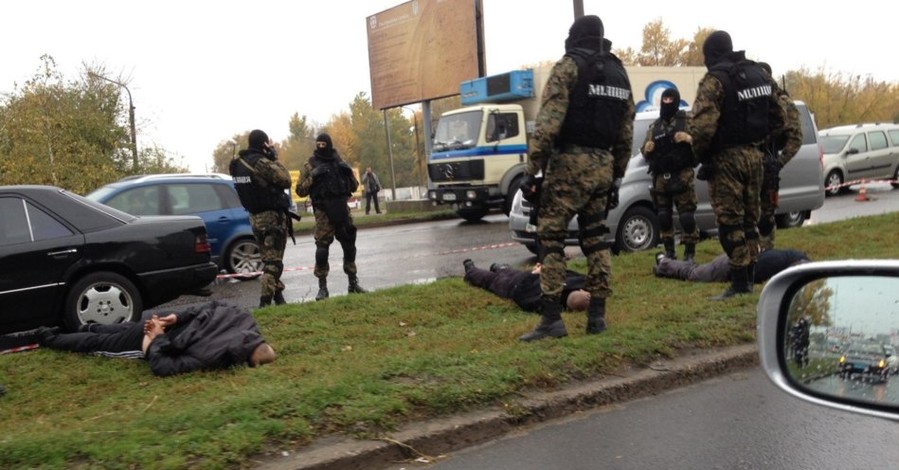Днепропетровские милиционеры освободили заложника, за которого требовали 50 тысяч