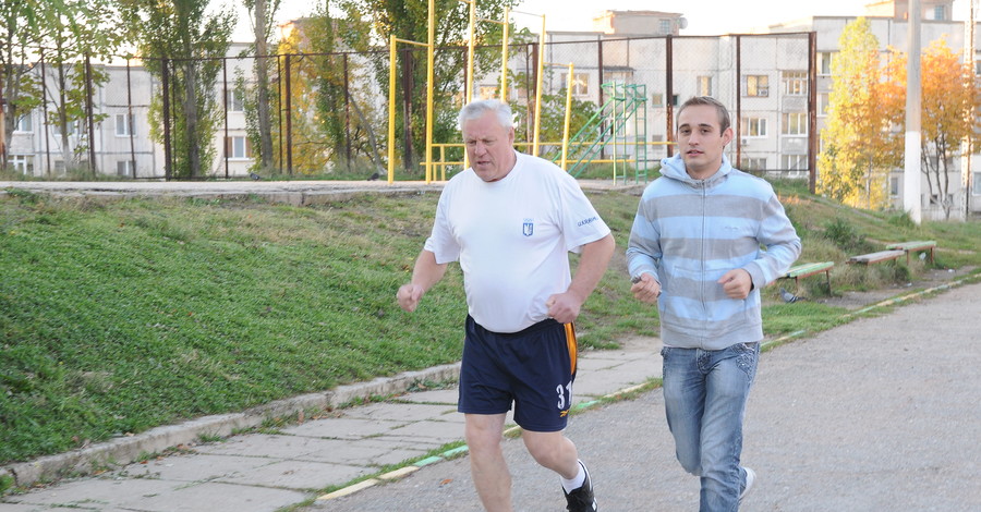 Начальник управления по делам семьи, молодежи, туризма и спорта Симферополя Василий Сукачев: 