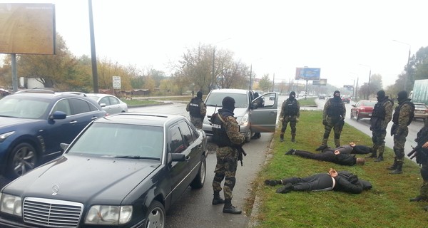 Похищенного днепропетровского бизнесмена пытали и грозились убить его семью