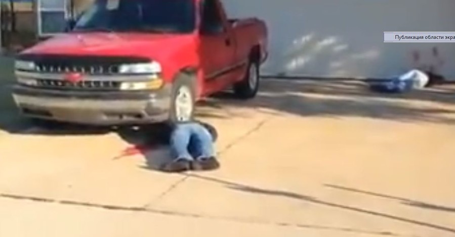 Американец разложил трупы во дворе, чтобы напугать соседей