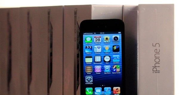 В Китае молодые родители продали ребенка ради покупки iPhone