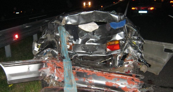 Под Киевом фура раздавила легковушку, четверо погибли