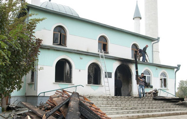 На ремонт горевших крымских мечетей потратят более полумиллиона гривен