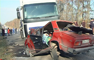 В аварии на житомирской трассе погибла семья с маленьким ребенком