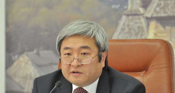 Мэр Запорожья заявил, что не выяснял, где Анисимов брал деньги