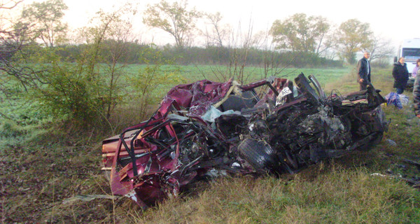 В аварии на трассе 