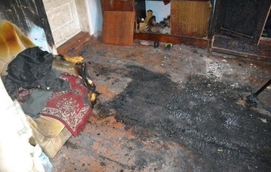На Львовщине участковый милиционер спас на пожаре двух детей