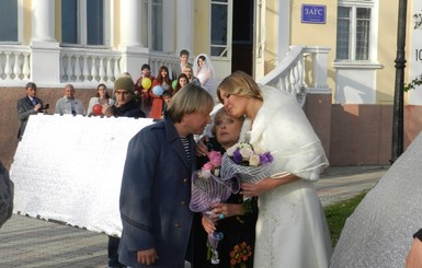 Дмитрий Харатьян в Евпатории менял невест как перчатки 