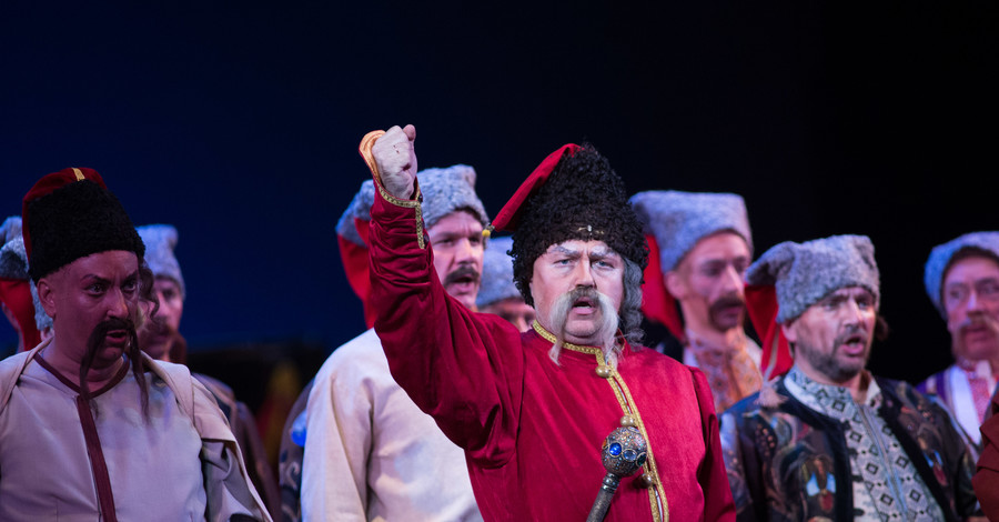 Фоторепортаж: Как театр оперы и балета отмечал юбилей