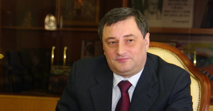 Источник: через неделю после отставки мэра Одессы, уволили губернатора