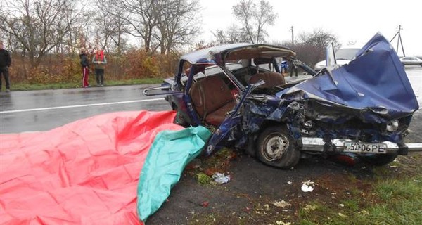 Авария на закарпатской трассе: машины разбросало в разные стороны