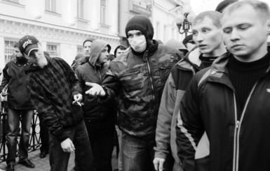 Харьковские иностранцы напуганы угрозами скинхедов и боятся  выходить из дому