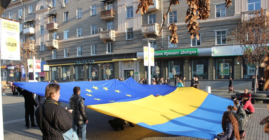 В Днепропетровске собирают свой  Евромайдан