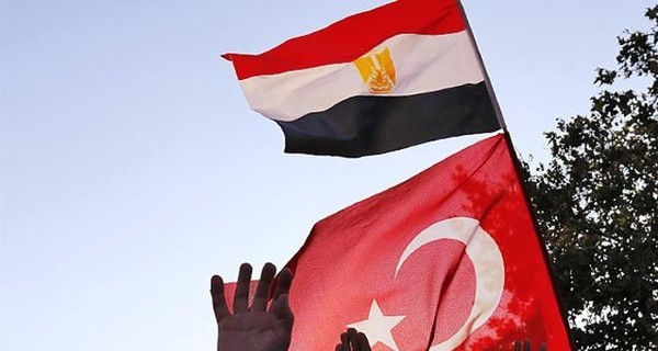 Египет объявил посла Турции персоной нон-грата и выслал его из страны