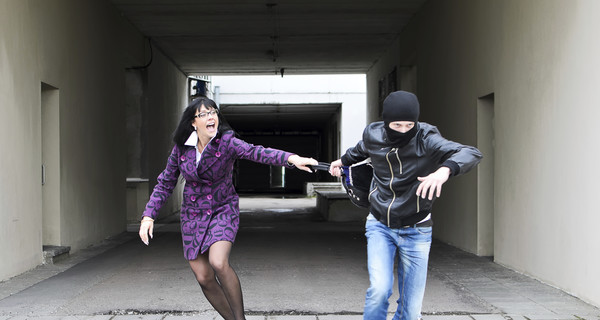 От рук преступников в этом году пострадали почти 200 тысяч женщин