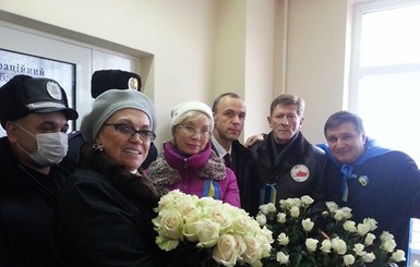 Тюремщики не пустили соратников Тимошенко из-за карантина