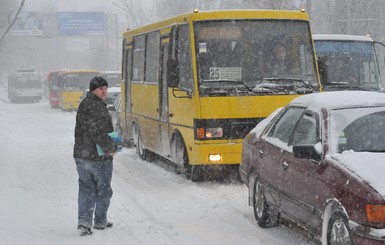 Сегодня Донецк засыплет снегом, а завтра – сильно подморозит