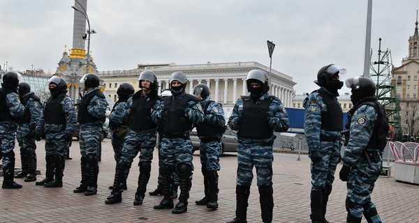 На Майдане Незалежности митингующих нет, только милиция и 