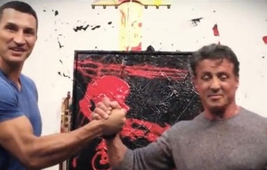 Сталлоне посвятил братьям Кличко картину 