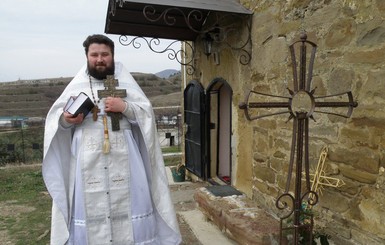 Из древнейшей церкви Крыма украли коробку с пожертвованиями