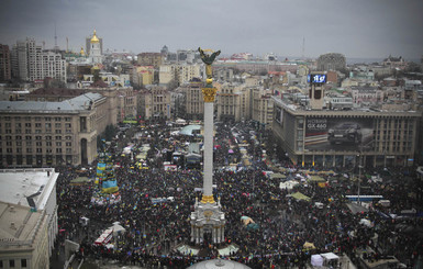 Людей на Майдане Незалежности стало раза в два меньше 