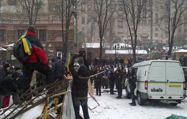 Охрана Майдана: мобилизировали всех возможных защитников