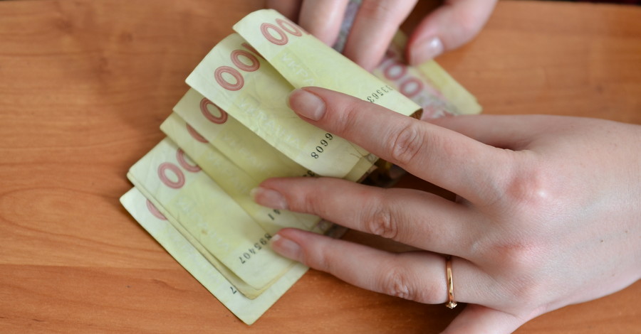 Миндоходов обсудит проблемы благотворительной деятельности в Украине