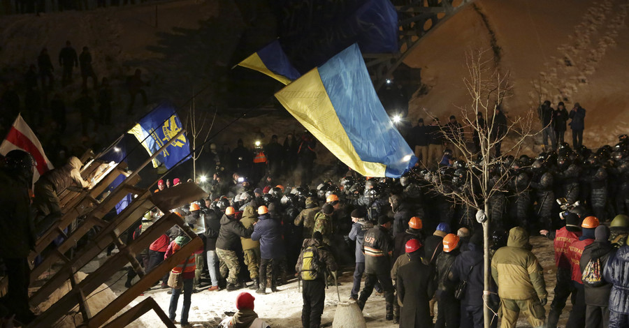 В МВД сказали, что штурмуют Майдан по решению суда 