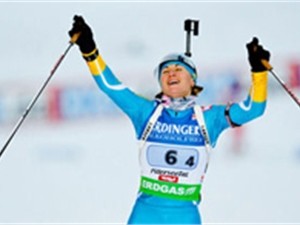 Украинка Валентина Семеренко завоевала золото на этапе Кубка мира по биатлону