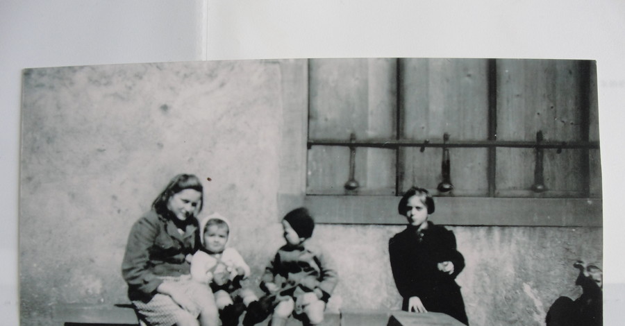 Киевляне помогли немецкому пенсионеру раскрыть тайну его детства