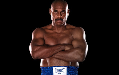 48-летний Оливер Маккол вернется на ринг, чтоб взять реванш за сына