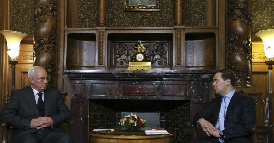 Азаров рассказал, как Украина будет сотрудничать с ТС