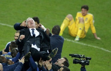 Спортивный календарь 2014-го: футбол и лыжи в корзине 