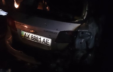 В Харькове снова сожгли машину 