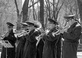 В городском саду сыграет духовой оркестр 