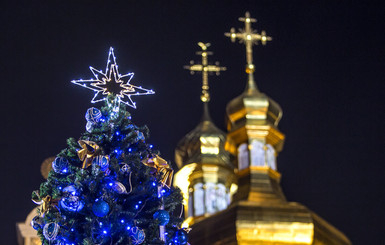Виктор Янукович поздравит украинцев с Новым годом из Киево-Печерской Лавры 