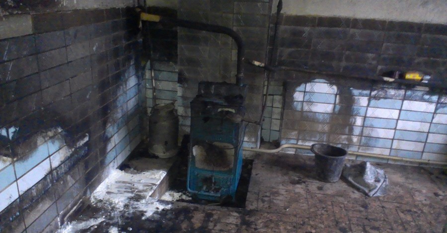 В Черкасской области мужчина решил сжечь себя в доме матери