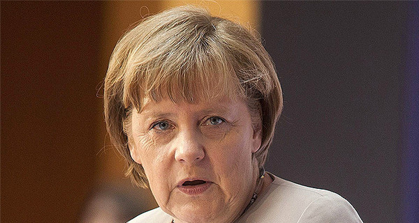 Ангела Меркель получила травму, катаясь на лыжах в Швейцарии